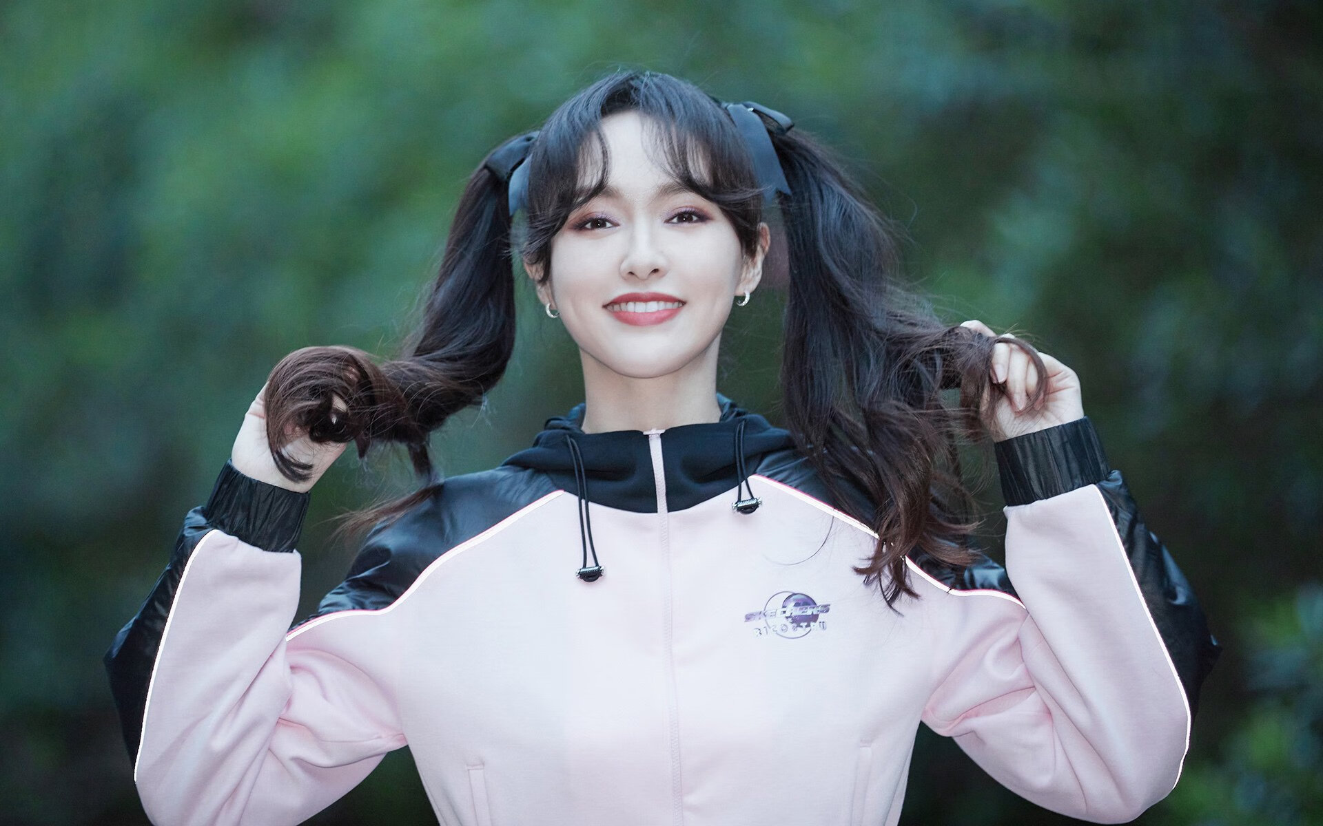 地方篮球协会与高校共建训练中心实现资源共享互通，地方篮球协会的职能